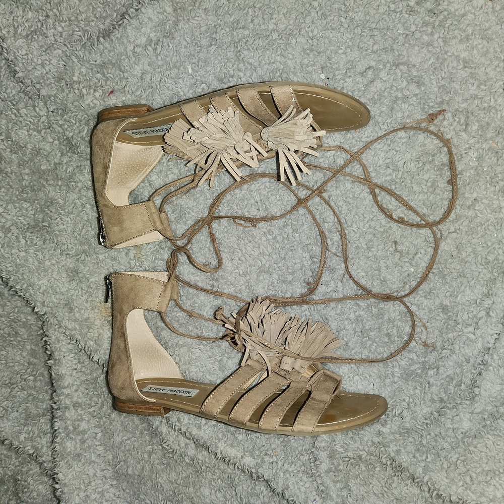 Steve Madden Size 8M Tan Suede Leather Lace Up Gladiator Sandals